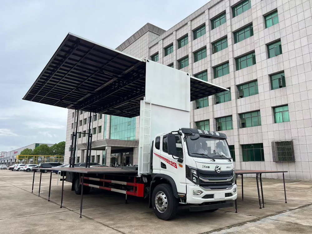 9.6米双面展开舞台车，东风华神舞台车