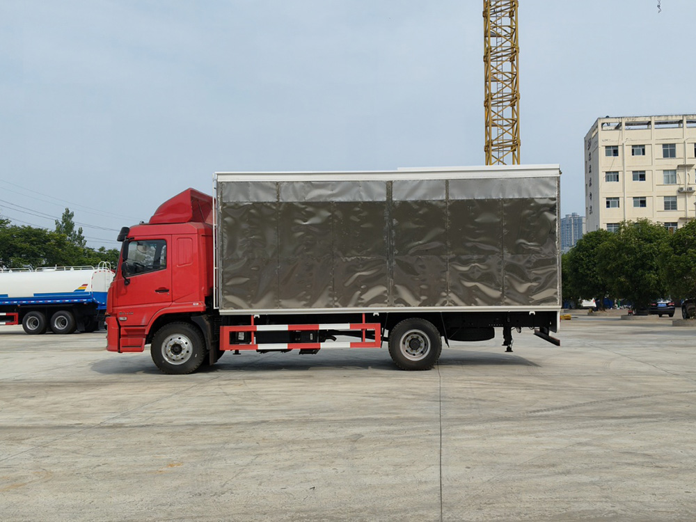 东风  6米5双面展开舞台车 后台带封闭式小屋